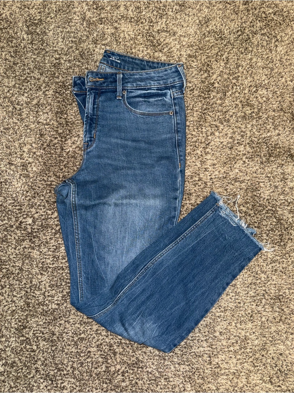 Old Navy Classic Blue Women's Denim Jeans - Frayed Hem
